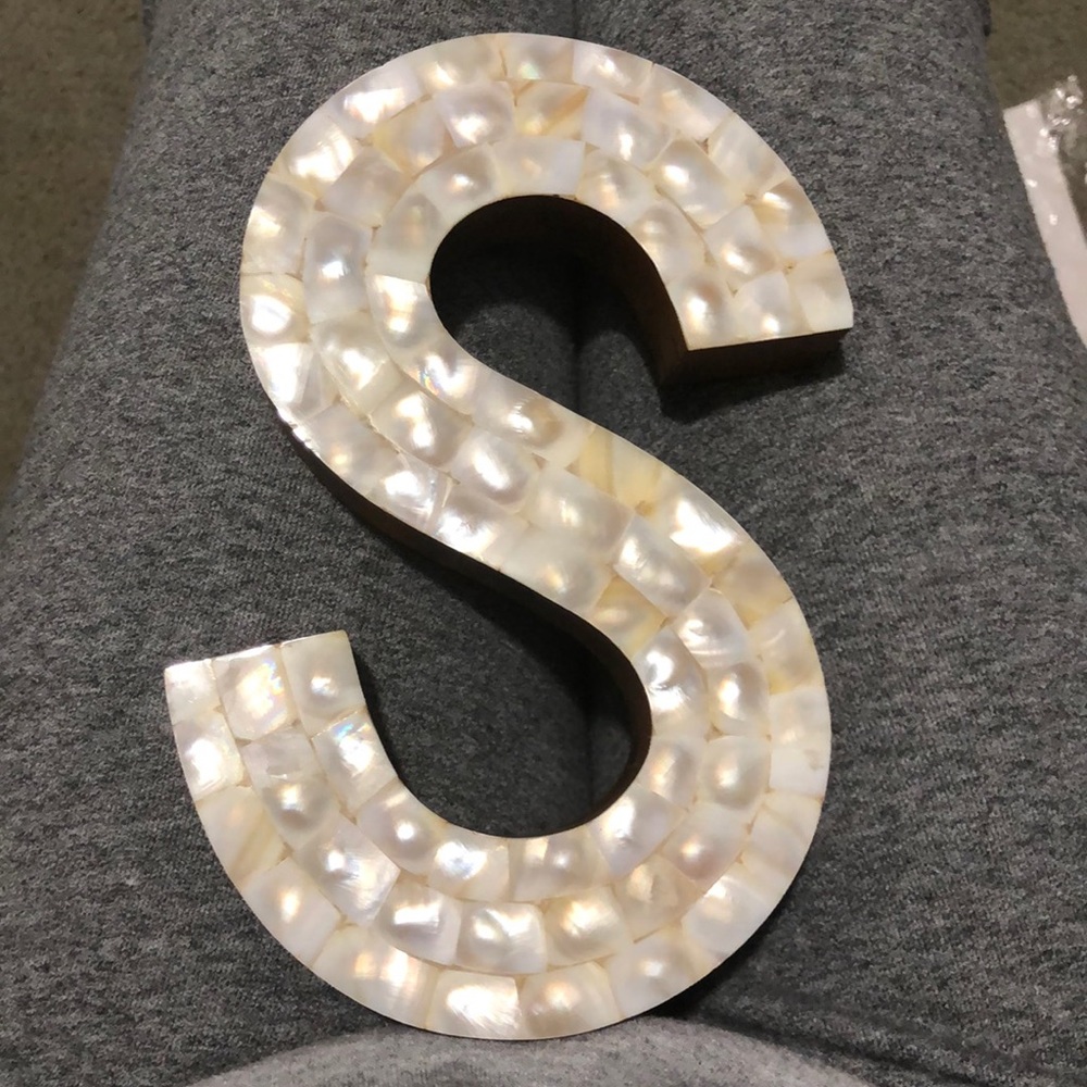 “S” accent